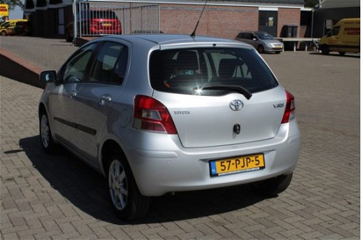 Toyota Yaris - 1.3 VVTi Aspiration ECC / NAVI 170.000 KM - 1