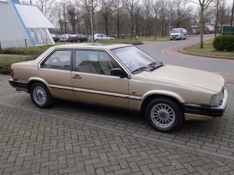 Volvo 780 - 2.8 Coupé AUTOMAAT LEDER AIRCO 198000KM - 1