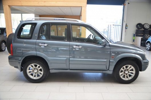 Suzuki Grand Vitara - 2.0 FreeStyle-3 [4X4/TREKHAAK/LEDER/CLIMA/DEALEROH/1850KG TREKGEW] - 1