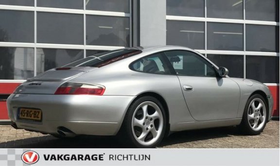 Porsche 911 - 3.4 Coupé Carrera - 1