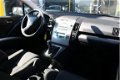 Toyota Corolla Verso - 2.2 D-4D Luna | PDC / LMV / ECC | APK tot 07-03-2020 - 1 - Thumbnail