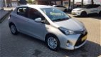 Toyota Yaris - 1.5 Hybrid 100PK Aspiration | Navi | Sensoren achter | Smart Entry - 1 - Thumbnail