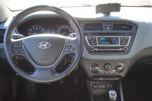 Hyundai i20 - 1.2 HP i-Motion 1e eigenaar - 1