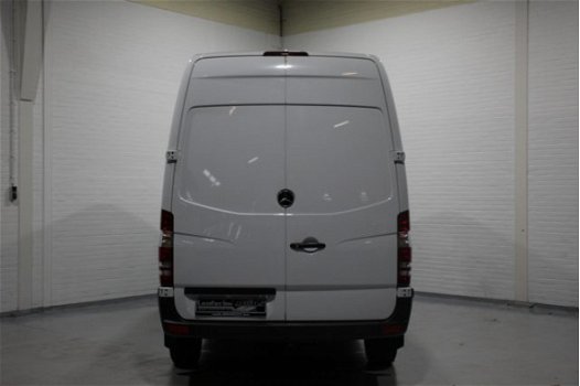 Mercedes-Benz Sprinter - 313 CDI 130 pk L2H2 Airco, Elek. Pakket, Bluetooth, Laadruimte Pakket v.a. - 1