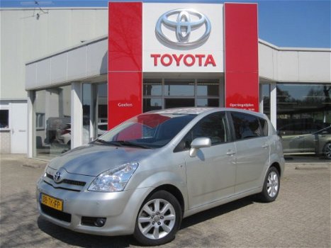 Toyota Corolla Verso - 1.8 Dynamic, Parkeersensoren voor en achter - 1