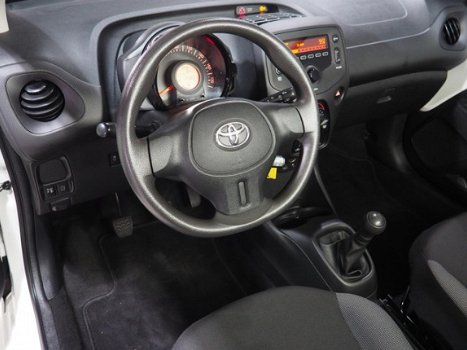 Toyota Aygo - 1.0 VVT-i 69pk 5D x-now - 1
