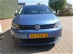 Volkswagen Touran - 1.2 TSI Trendline Bluemotion 7p. met een nieuwe APK - 1 - Thumbnail