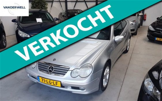 Mercedes-Benz C-klasse Sportcoupé - 200 K. - PDC - Cruise - LM - 1