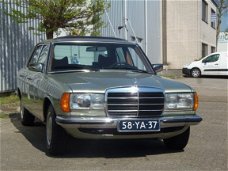 Mercedes-Benz 250 - Oldtimer Topstaat APK 2021