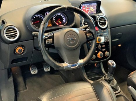 Opel Corsa - 1.6-16V T OPC|230PK|Navi|Recaro|Stoelverwarming - 1