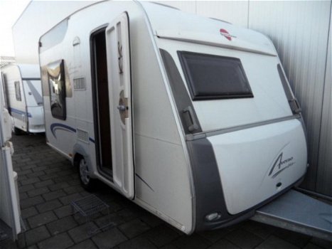 Bürstner Averso Plus 410 TS Ruime 2 persoons caravan met vast hefbed. - 2