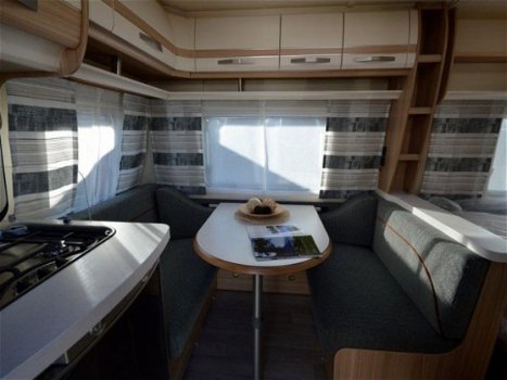 Fendt Bianco Activ 390 FHE Luxe compacte reiscaravan voor 2 personen - 2