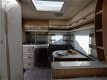 Fendt Bianco Activ 390 FHE Luxe compacte reiscaravan voor 2 personen - 3 - Thumbnail