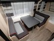Hobby de Luxe Edtion 490 KMF Fraaie gezinscaravan met stapelbed en vast bed. - 3 - Thumbnail