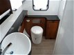 Hobby Excellent 560 WFU Zeer ruime caravan met rondzit, vast bed en douche. - 6 - Thumbnail