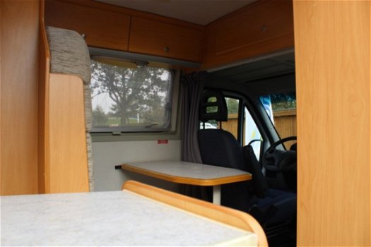 Knaus /Weinsberg Cosmos model 2 Win vastbed - 7