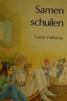 Corrie Hafkamp:Samen schuilen - 1