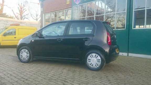 Volkswagen Up! - 1.0 move up BlueMotion 5-deurs met orginele navigatie - 1