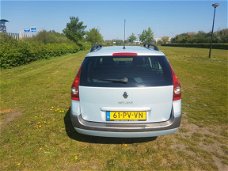 Renault Mégane Grand Tour - 1.6-16V Expression Luxe