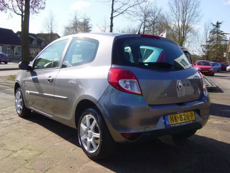 Renault Clio - 1.2 Authentique airco - 1