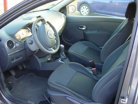 Renault Clio - 1.2 Authentique airco - 1