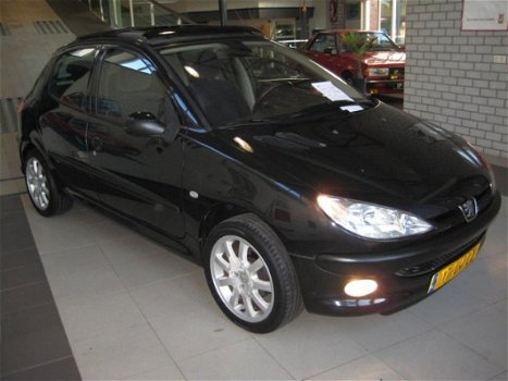 Peugeot 206 - 1.4 XT - 1