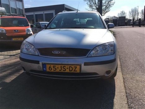 Ford Mondeo Wagon - 1.8-16V Cool Edition Mondeo Wagon 1.8-16V Cool Edition bj.2002 - 1