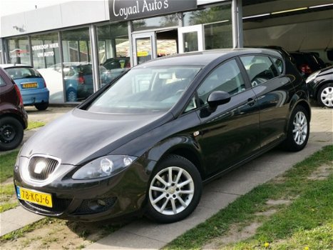 Seat Leon - 1.8 TFSI Style Aut/Airco/El.ramen/NAP/APK - 1