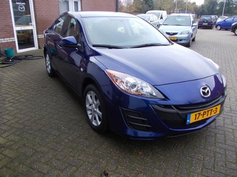 Mazda 3 - 3 3, Sedan 1.6 Business handgeschakeld - 1