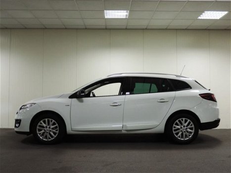 Renault Mégane Estate - 1.5 dCi Bose 99, - p/m (panodak, leer, keyless, navi, camera) - 1