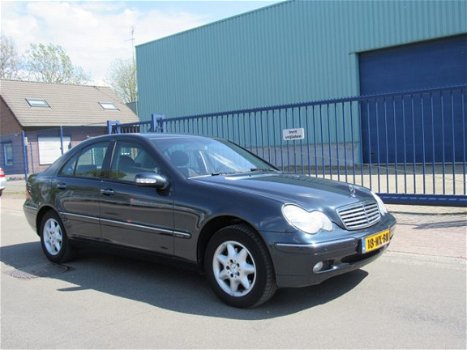 Mercedes-Benz C-klasse - 200 CDI Elegance - 1