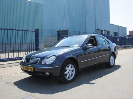 Mercedes-Benz C-klasse - 200 CDI Elegance - 1