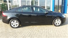 Volvo S60 - 1.6 DRIVe BWJ 2011 Dealer onderhouden