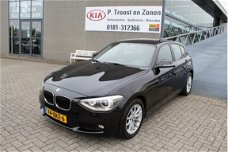 BMW 1-serie - 118i Business+ Automaat/Navigatie/Cruise control/Xenon/Pdc/Dealeronderhouden/Afneembar