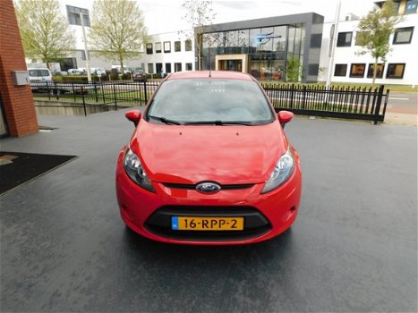 Ford Fiesta - 1.25 Trend LAGE KM STAND AIRCO - 1