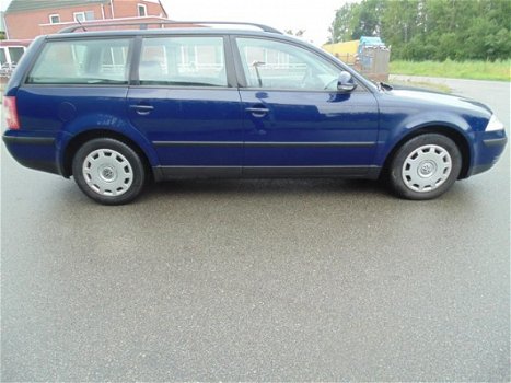 Volkswagen Passat Variant - 2.0-20V - 1