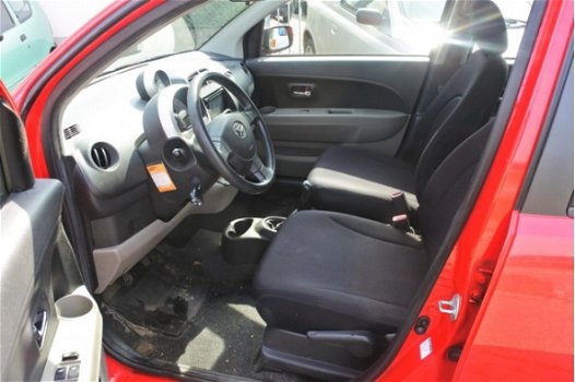 Daihatsu Sirion 2 - 1.3-16V Comfort sport airco navi. apk nw 2020 - 1