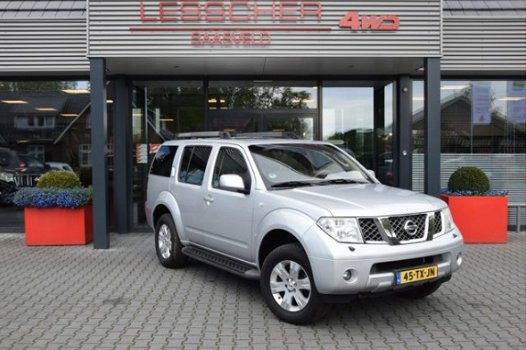 Nissan Pathfinder - 2.5 DCI LE A/T 7 SITZ - 1