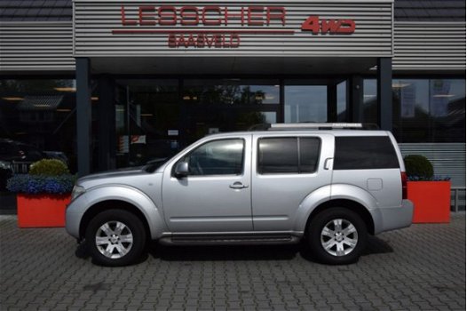 Nissan Pathfinder - 2.5 DCI LE A/T 7 SITZ - 1