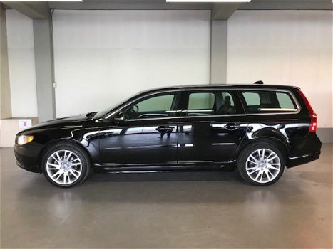 Volvo V70 - 1.6 T4 Limited Edition Uniek Adaptive CC | Blis - 1