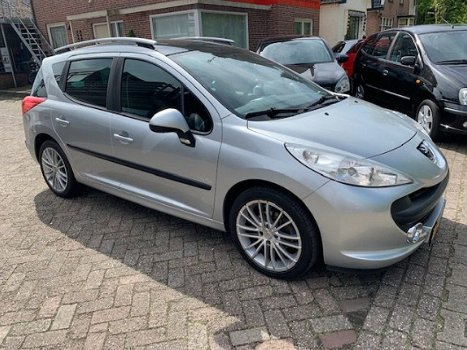 Peugeot 207 - 1.4 VTI 16V SW Panodak airco - 1