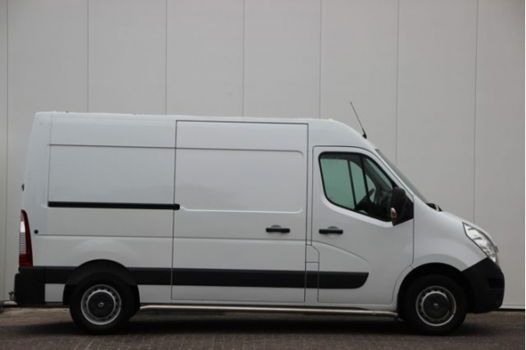 Renault Master - T35 2.3 dCi 130pk L2H2 | Navi | Airco | Cruise | Bluetooth | Pdc | - 1