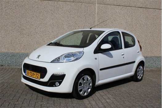 Peugeot 107 - 1.0 68PK 5D Active - 1