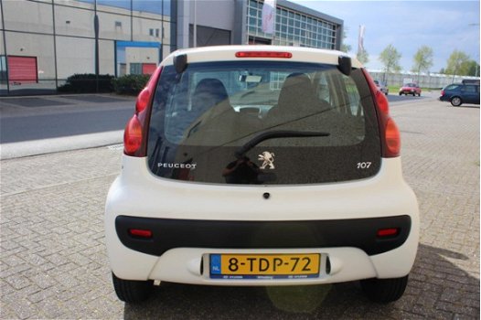 Peugeot 107 - 1.0 68PK 5D Active - 1