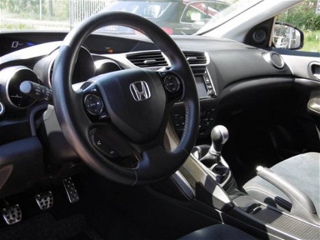 Honda Civic - 1.8 Sport - navigatie + winterset - 1