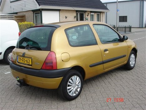 Renault Clio - 1.4 RN Stuurbekrachtiging/met boekjes en NAP/apk 27-4-2020 - 1