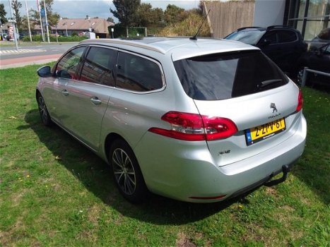 Peugeot 308 - 130PK AUTOMAAT STYLE - NAV - PANO - 1