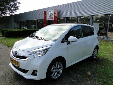 Toyota Verso S - 1.3 Trend Automaat Navigatie/panodak/cruise - 1