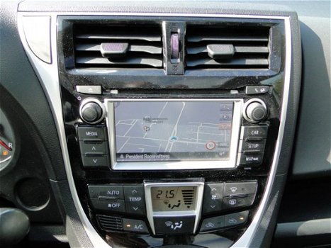 Toyota Verso S - 1.3 Trend Automaat Navigatie/panodak/cruise - 1
