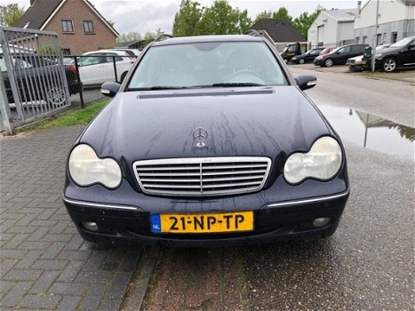 Mercedes-Benz C-klasse Combi - 200 CDI Elegance /AUTOM/NAVI/DVD SCHERMEN/ - 1